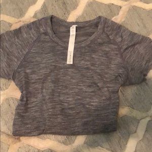 Grey Lululemon Swiftly tech top (size 6)